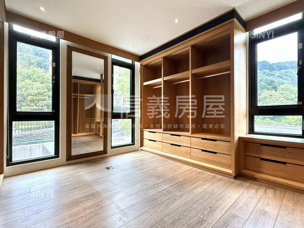 天母１０１景觀別墅房屋室內格局與周邊環境