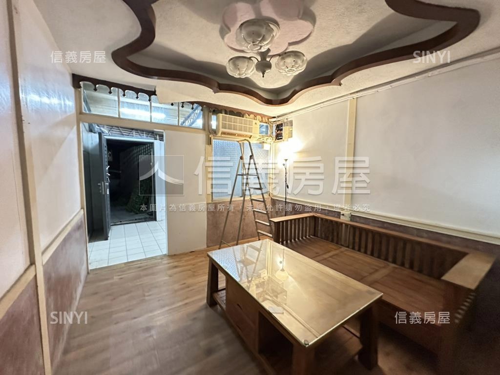 公園旁小木屋永久棟距房屋室內格局與周邊環境