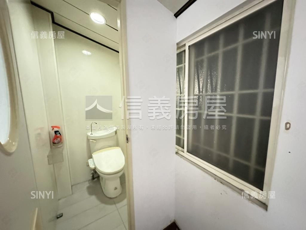 公園旁小木屋永久棟距房屋室內格局與周邊環境