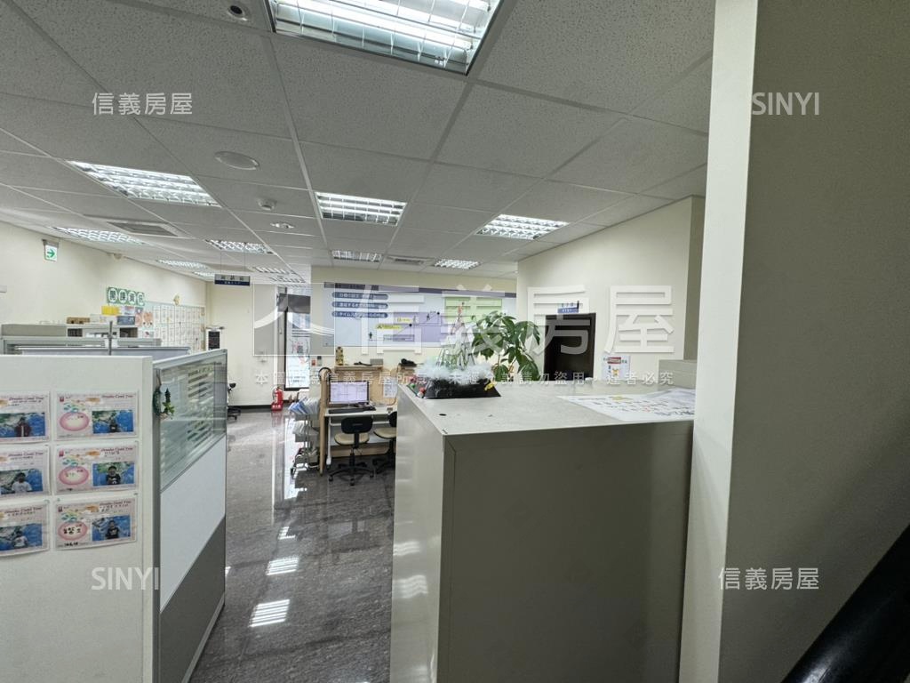 仁愛國中對校門補習班店面房屋室內格局與周邊環境