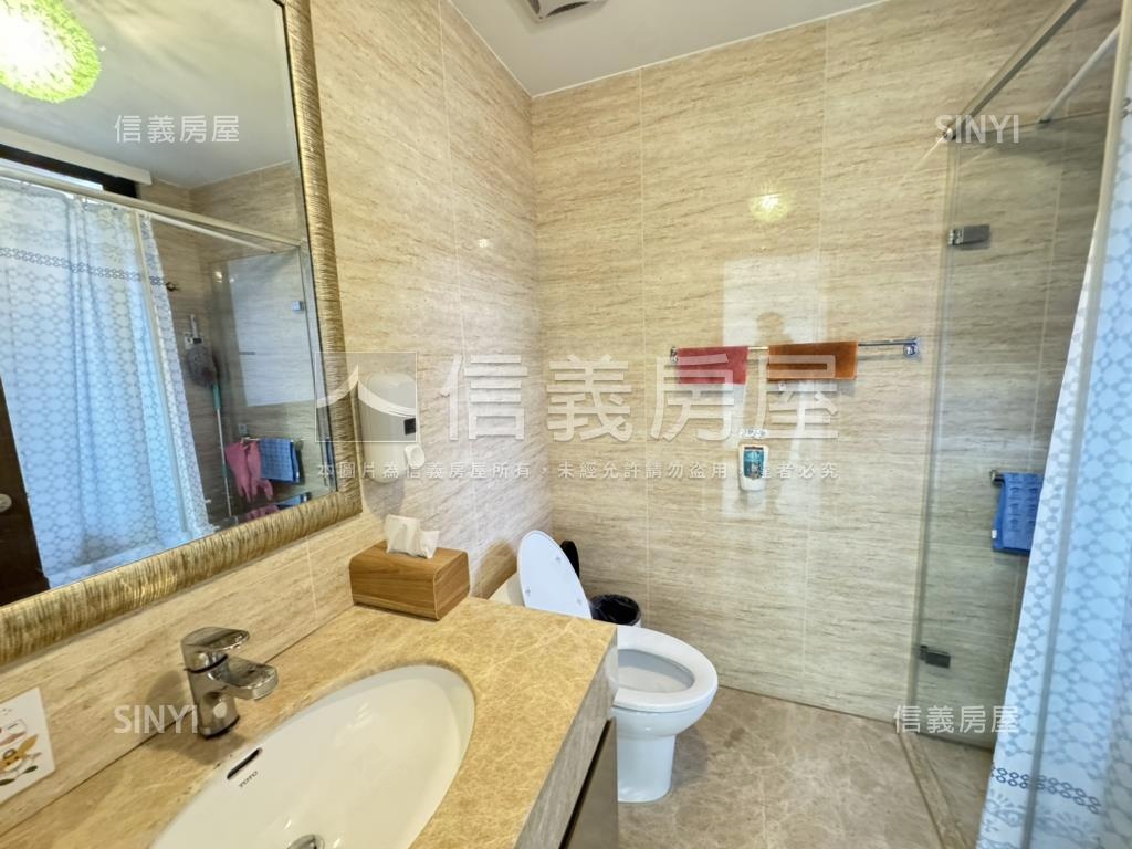 仁愛國中對校門補習班店面房屋室內格局與周邊環境