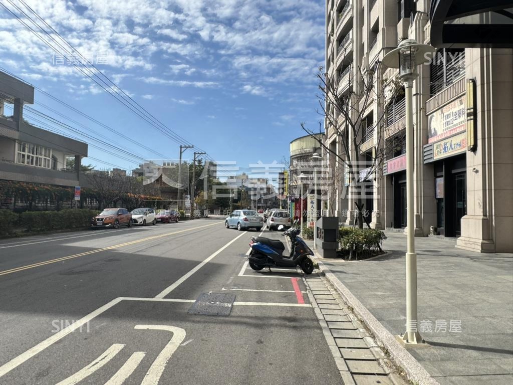 仁愛國中對校門補習班店面房屋室內格局與周邊環境