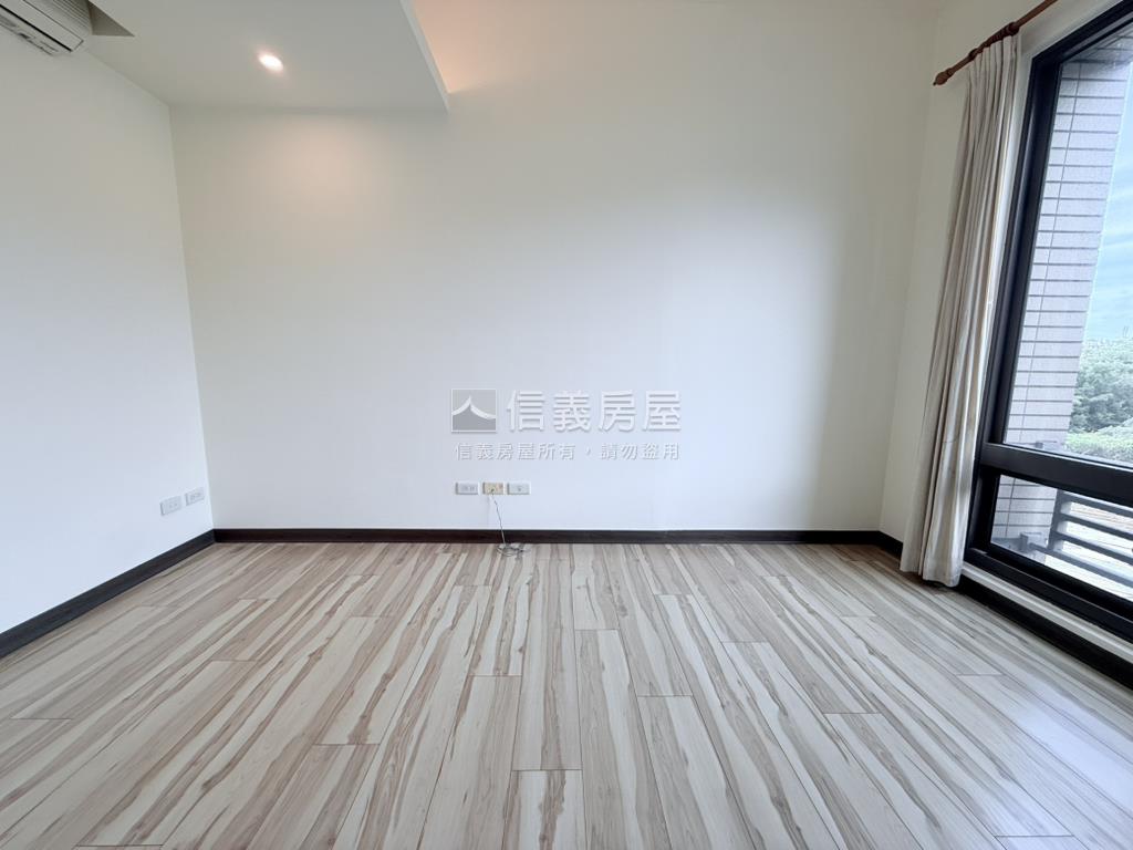 面公園綠景稀有四房房屋室內格局與周邊環境