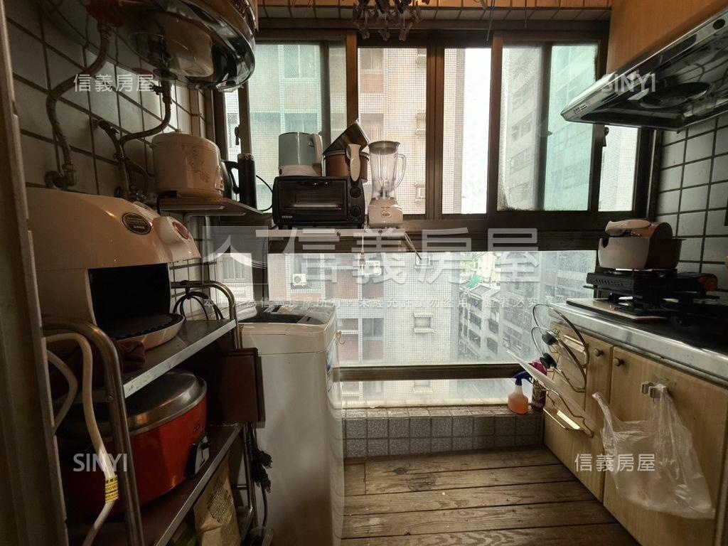 畢卡索溫馨套房房屋室內格局與周邊環境