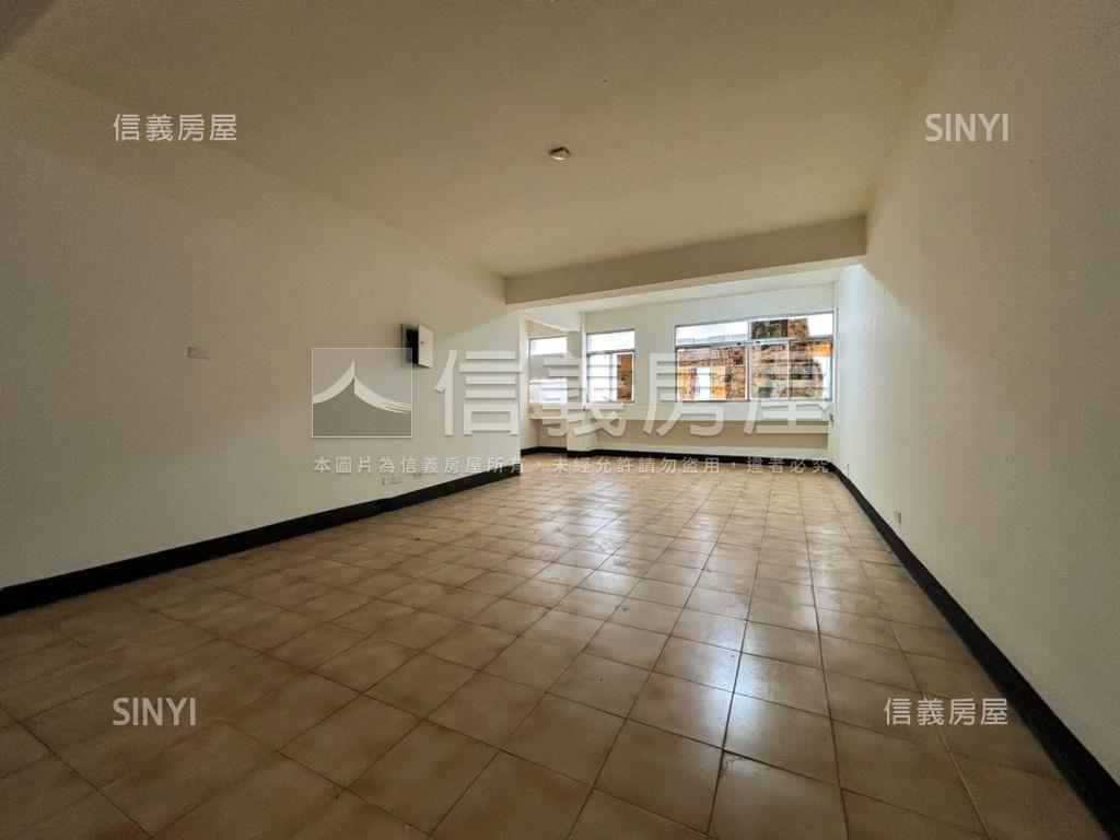 愛群國小｜面寬店住房屋室內格局與周邊環境
