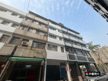 愛群國小｜面寬店住