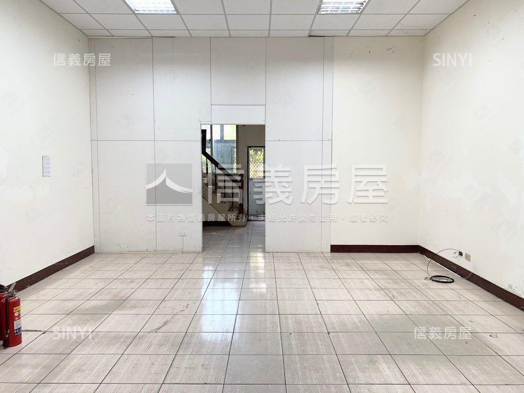 近雙語學區顯眼美樓店房屋室內格局與周邊環境