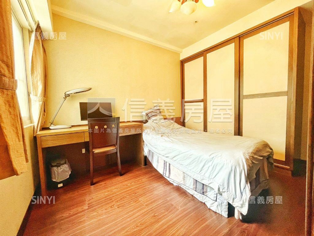 專任海揚美景高樓四房房屋室內格局與周邊環境
