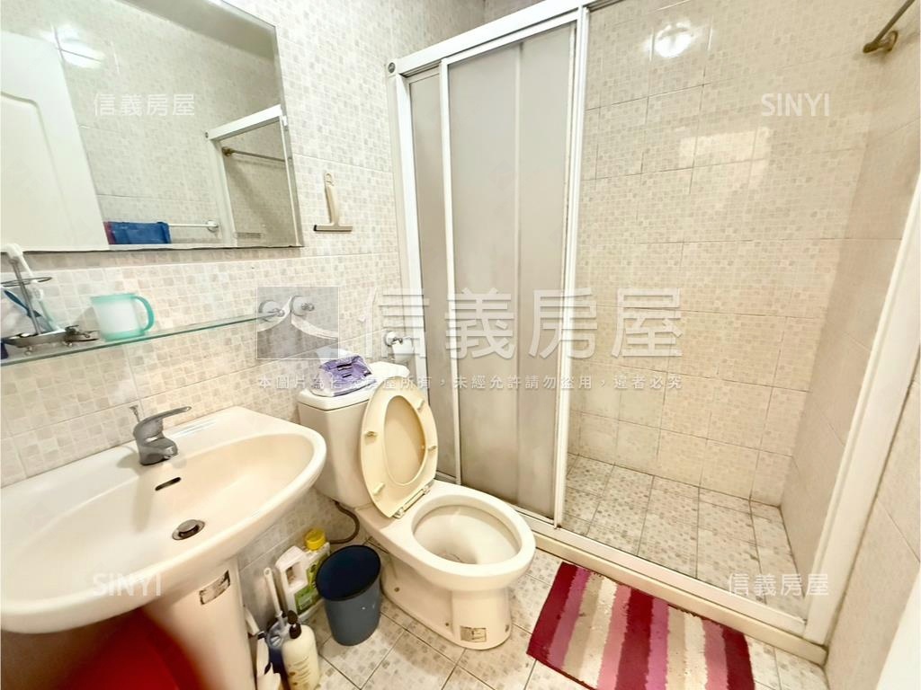 新店湯泉美地三房車位房屋室內格局與周邊環境