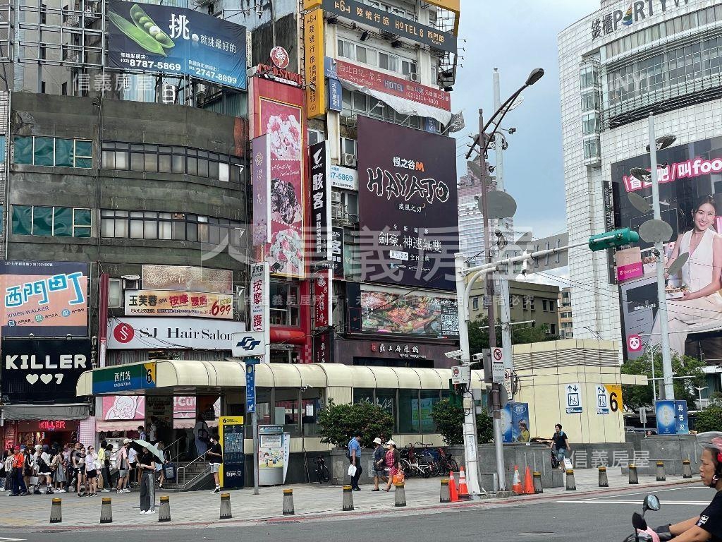 ３０創富邊間三房房屋室內格局與周邊環境