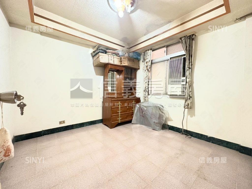 近文德站低總價靜巷三樓宅房屋室內格局與周邊環境