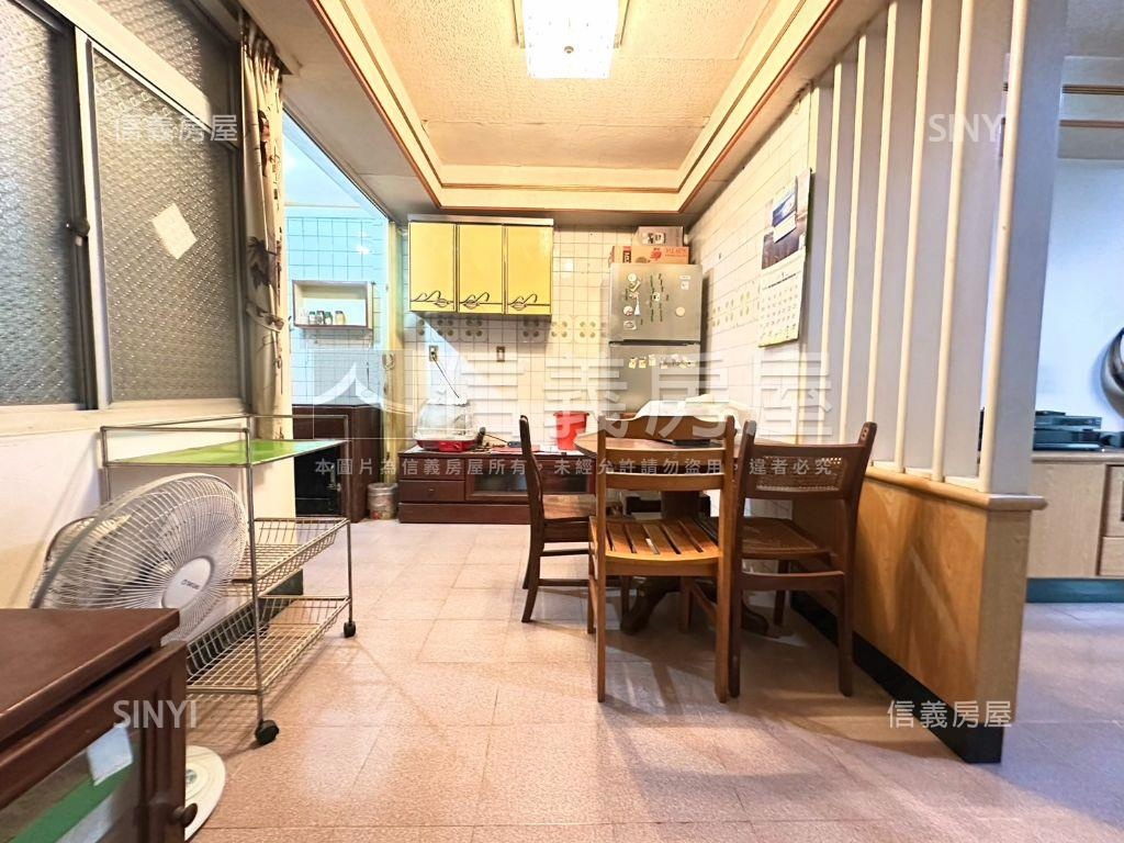 近文德站低總價靜巷三樓宅房屋室內格局與周邊環境