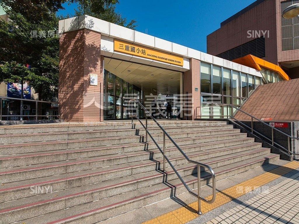 三面採光邊間近捷運美宅房屋室內格局與周邊環境