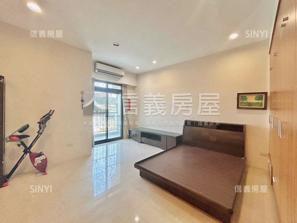 陽光國小旁稀有車位別墅房屋室內格局與周邊環境