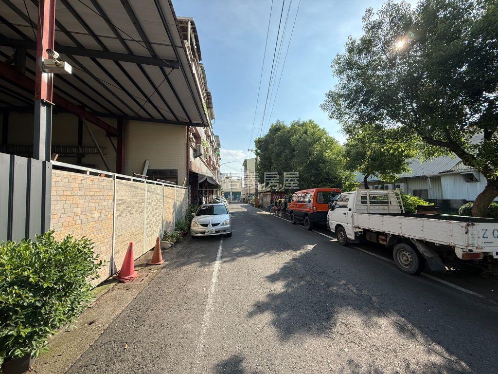 仁武方正土地房屋室內格局與周邊環境