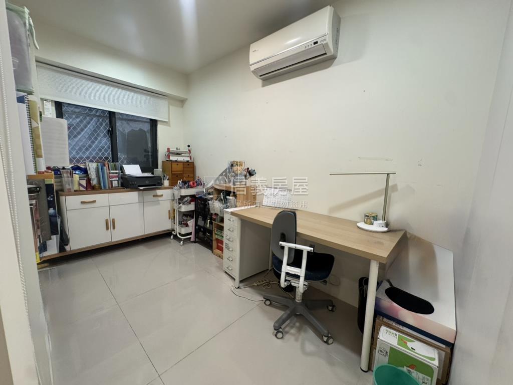 國泰仁愛邊間美宅房屋室內格局與周邊環境
