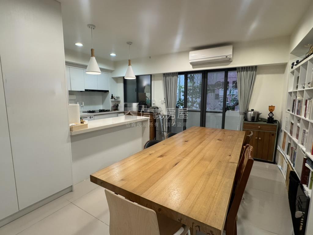 國泰仁愛邊間美宅房屋室內格局與周邊環境
