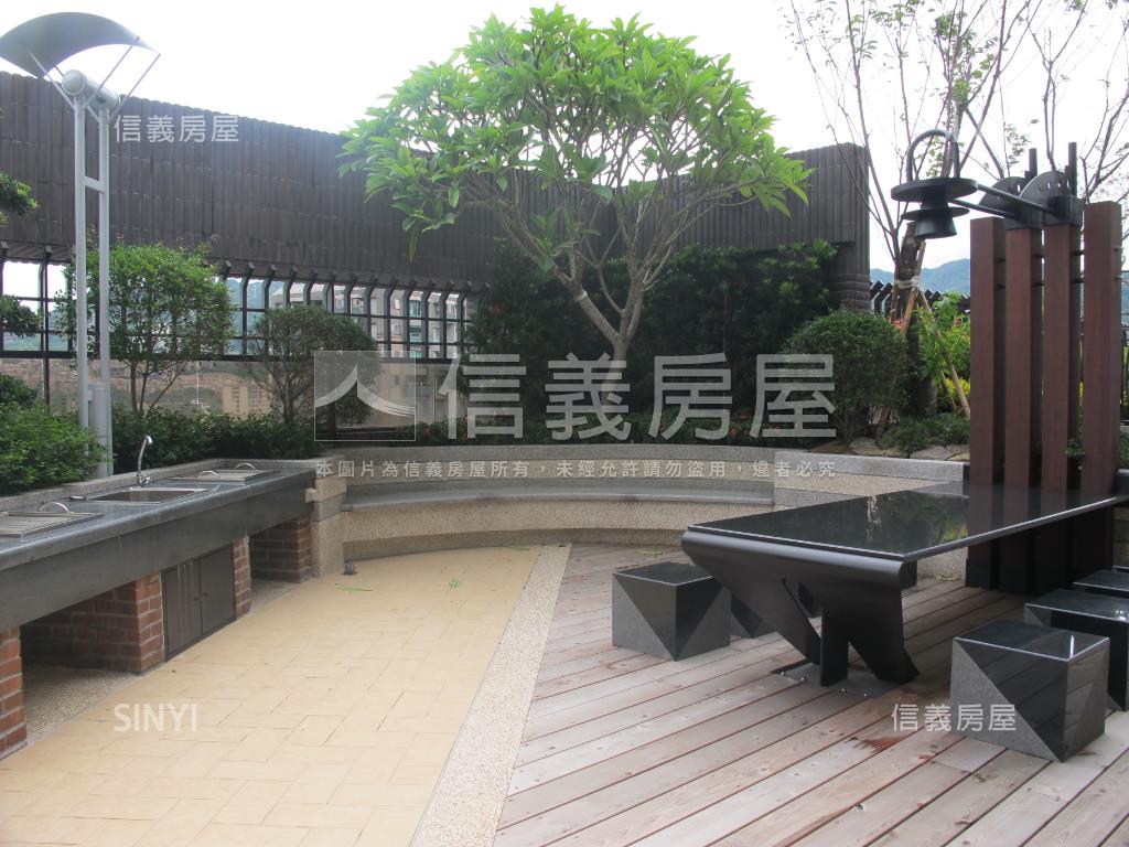 木柵市中心淘囍三房坡平車房屋室內格局與周邊環境