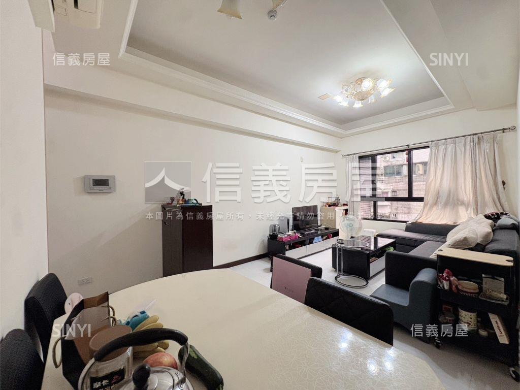 木柵市中心三房坡平車位房屋室內格局與周邊環境