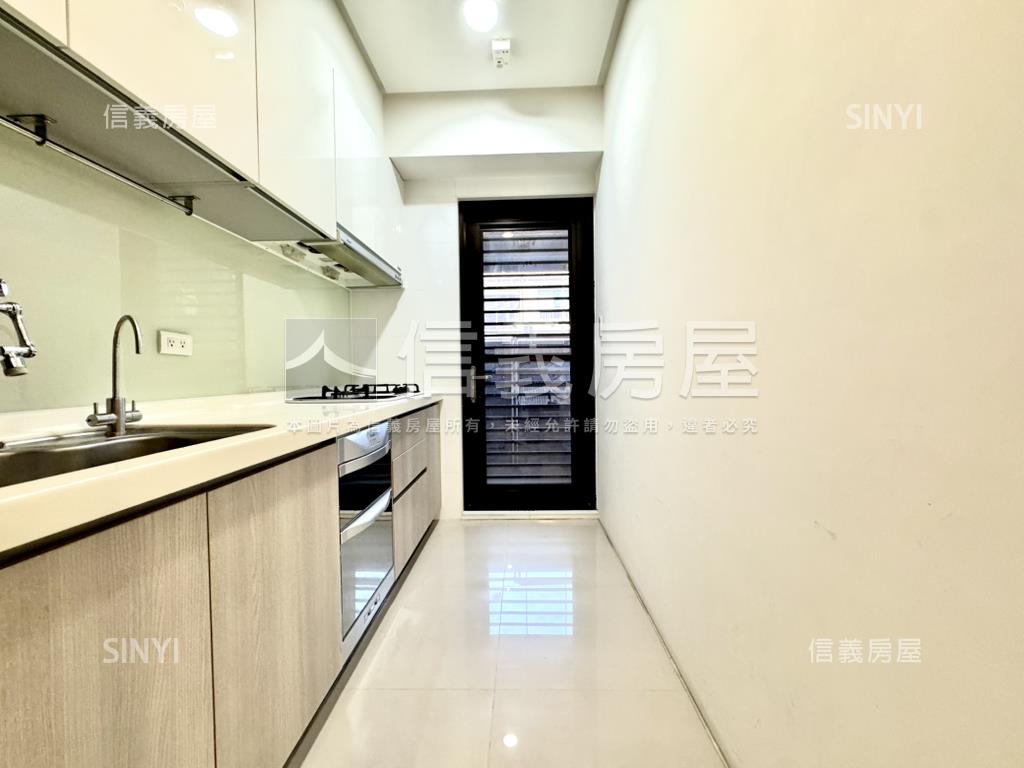 聚合發大美漂亮三房平車房屋室內格局與周邊環境