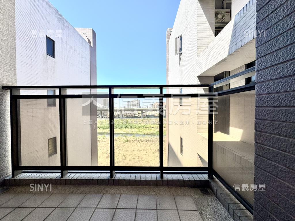 聚合發大美漂亮三房平車房屋室內格局與周邊環境