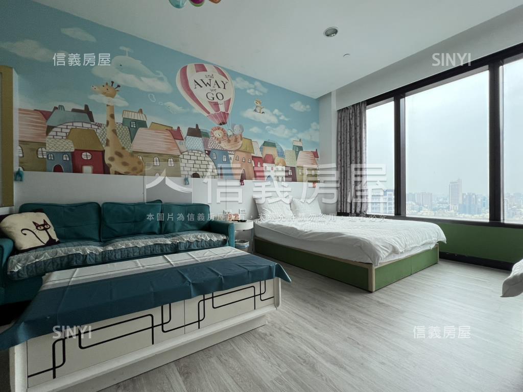 高雄地標８５市景房房屋室內格局與周邊環境