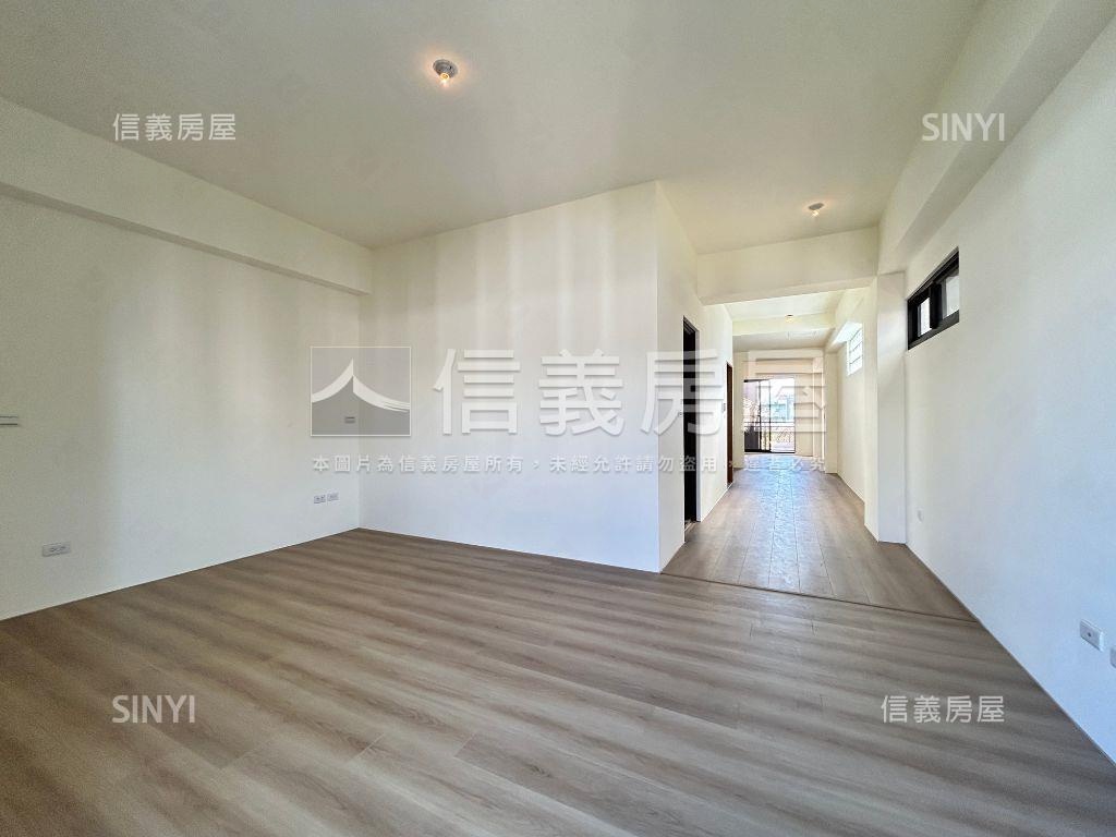 單元二臨路獨棟四車位別墅房屋室內格局與周邊環境