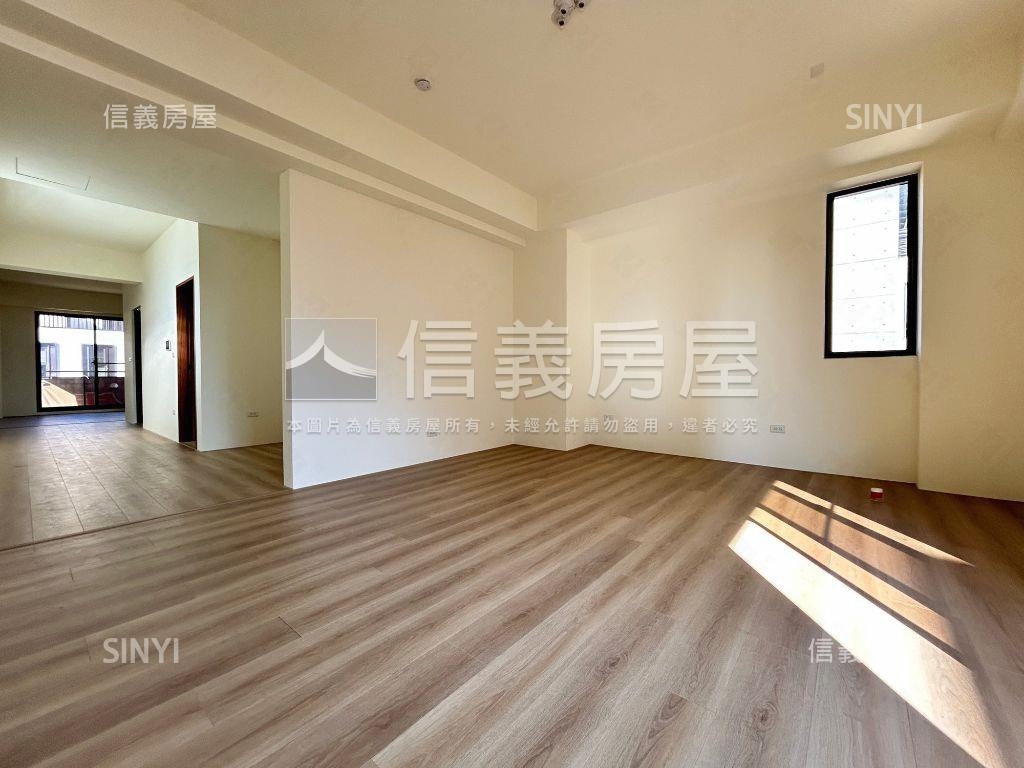 單元二臨路獨棟四車位別墅房屋室內格局與周邊環境