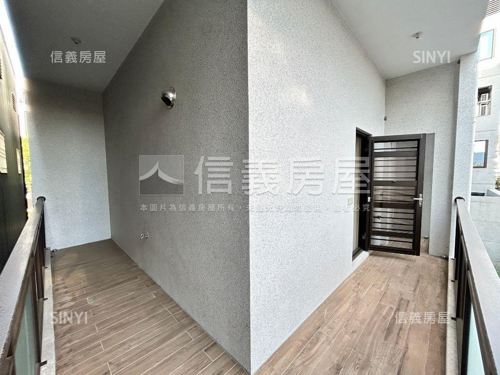 單元二臨路獨棟四車位別墅房屋室內格局與周邊環境