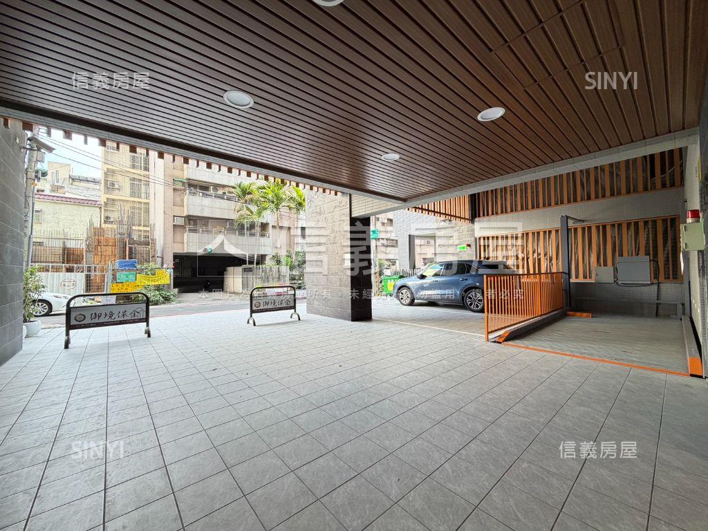 美術元越雙主臥三房平車房屋室內格局與周邊環境
