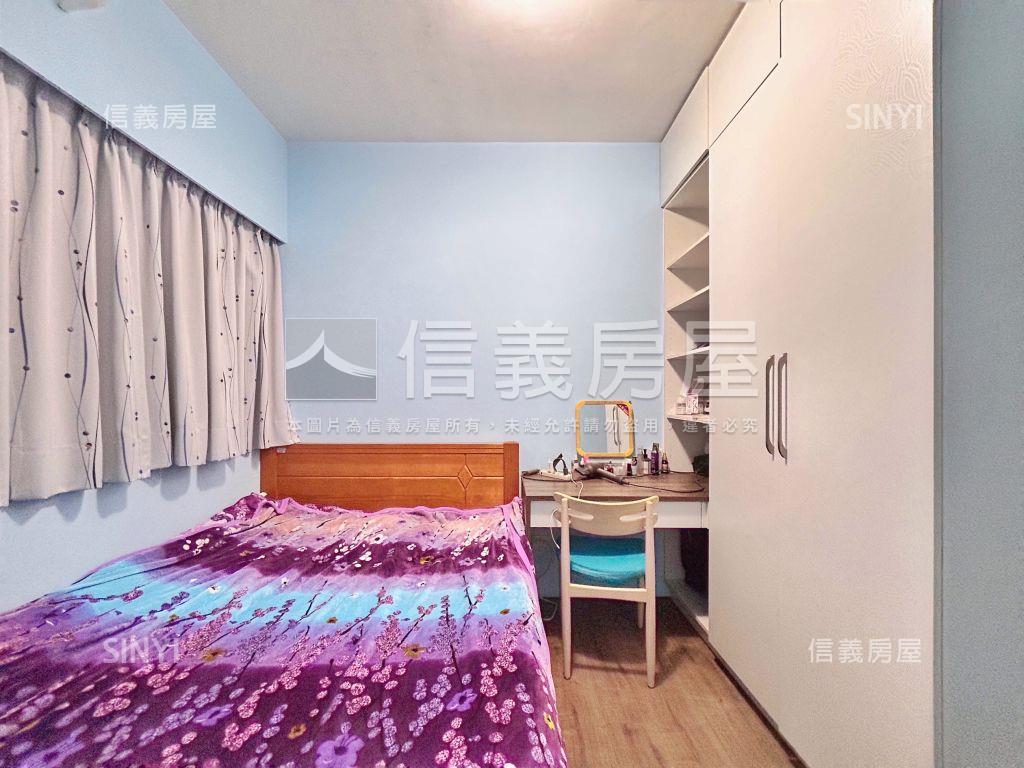 新麗馳。面十期三房平車房屋室內格局與周邊環境