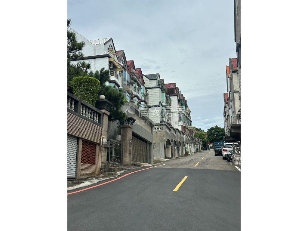 大自然庭院美透天房屋室內格局與周邊環境