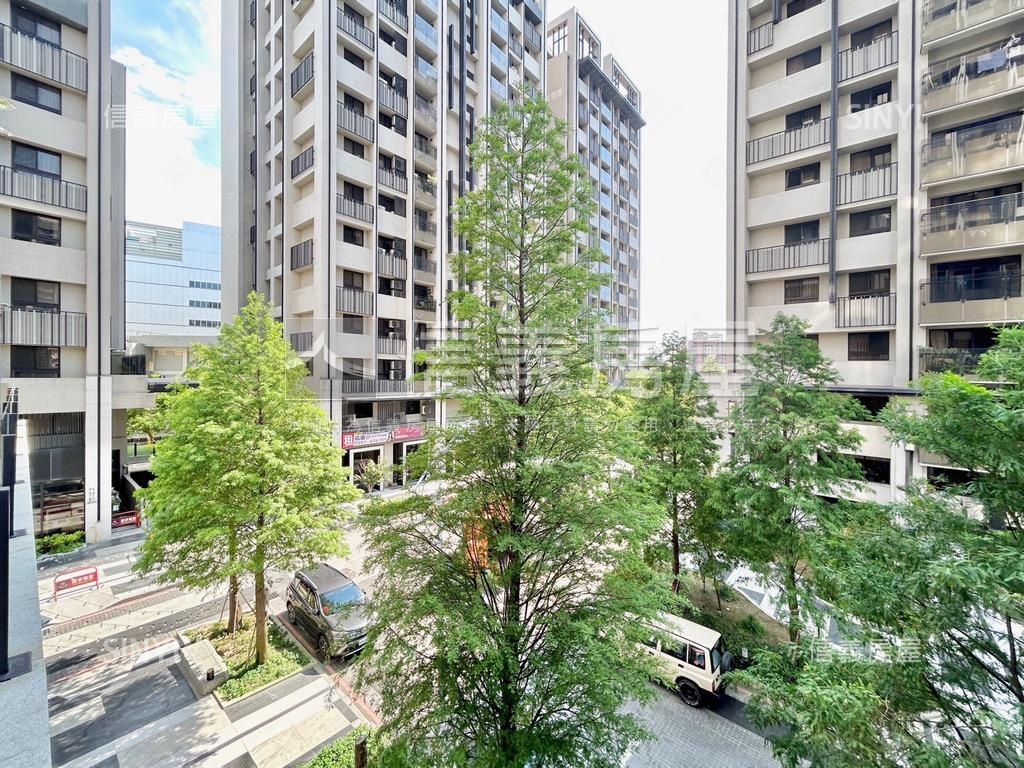 ＡＩ園區大三房露臺棒！房屋室內格局與周邊環境