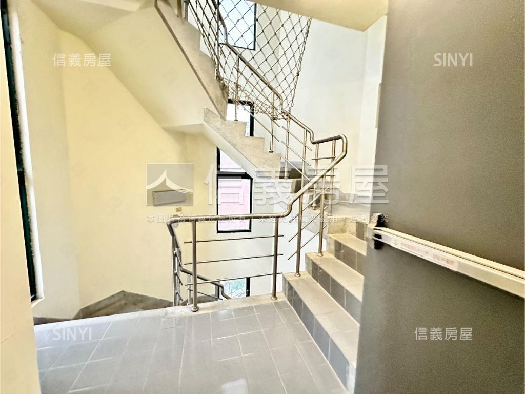 米蘭小鎮電梯套房房屋室內格局與周邊環境