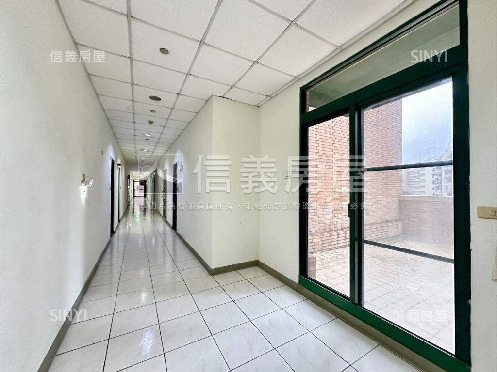 米蘭小鎮電梯套房房屋室內格局與周邊環境