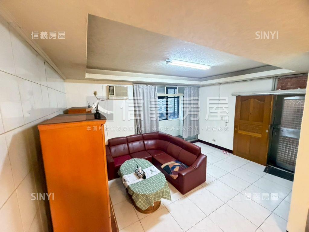龍壽街低總價公寓３＋１房房屋室內格局與周邊環境