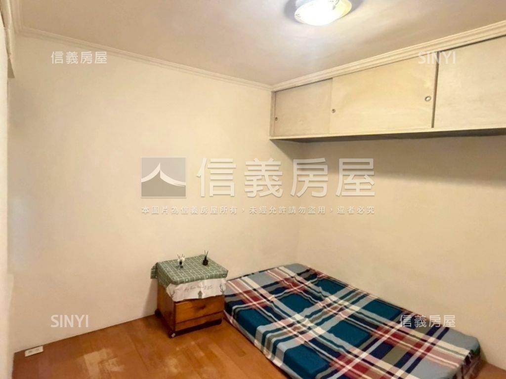 龍壽街低總價公寓３＋１房房屋室內格局與周邊環境