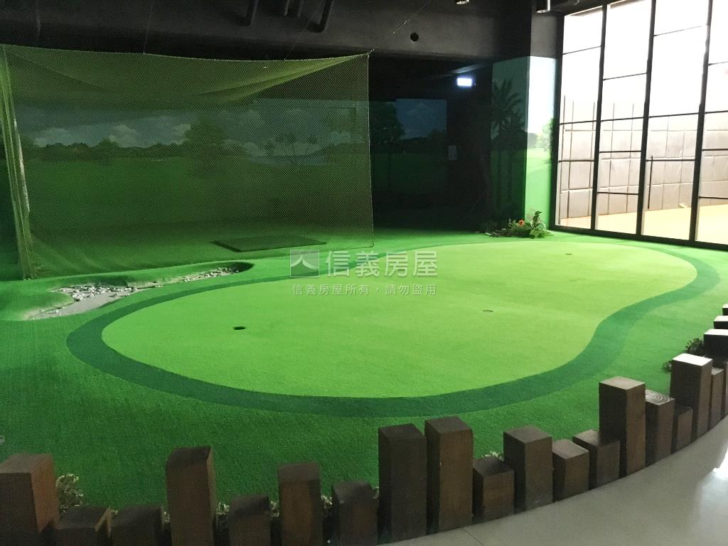 讚！！文心會館大面寬店面房屋室內格局與周邊環境
