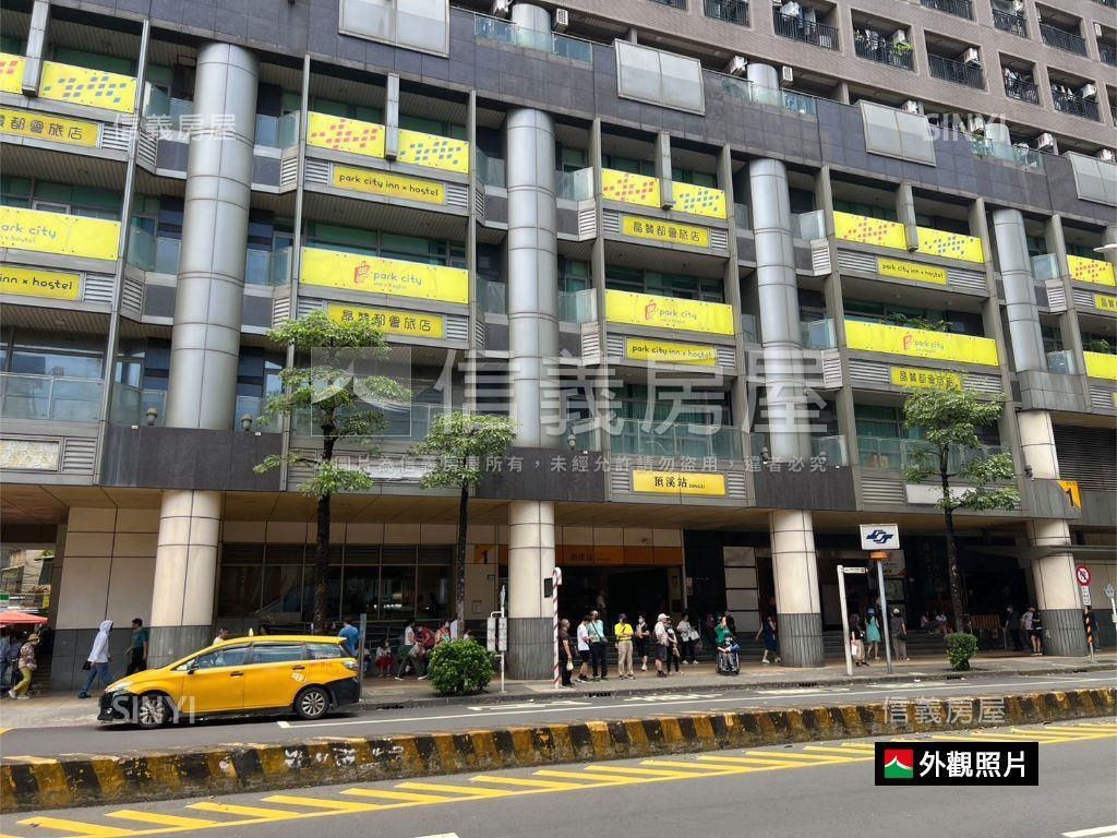 捷運景觀～樺福千金房屋室內格局與周邊環境