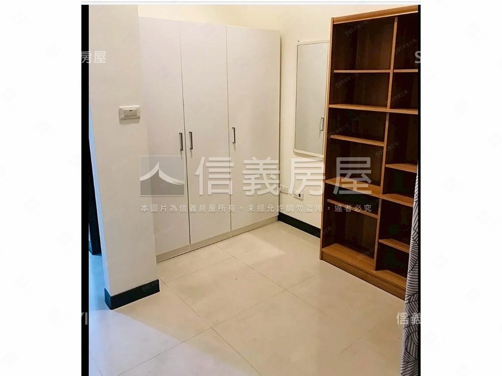 捷運景觀～樺福千金房屋室內格局與周邊環境