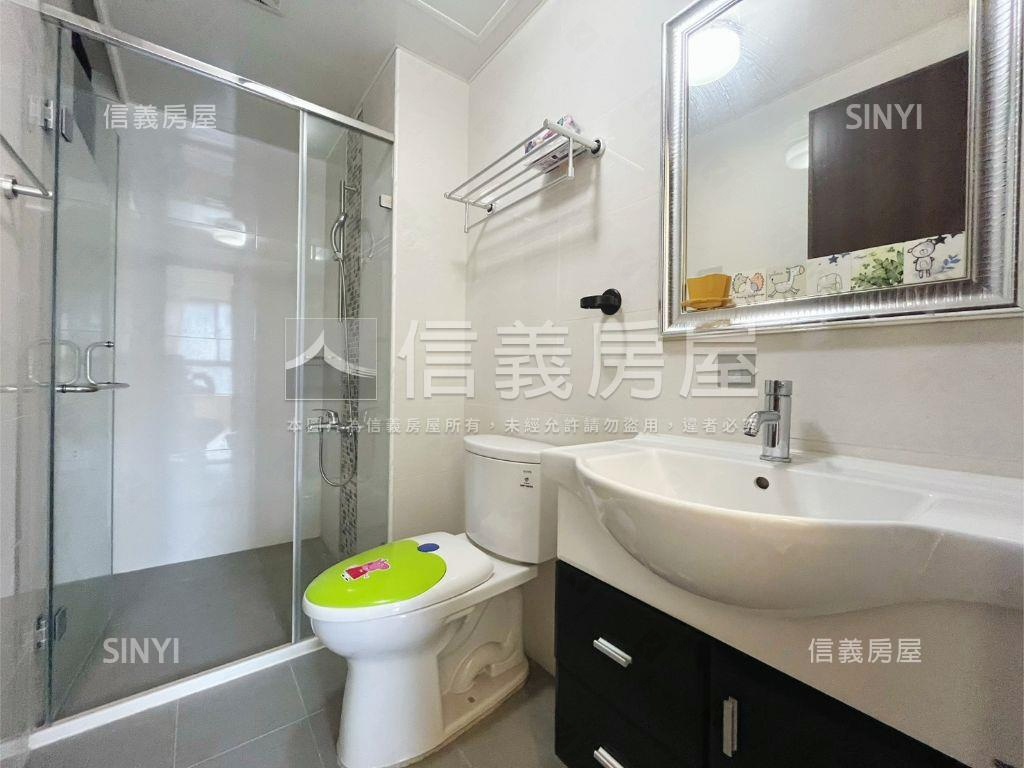 近矽品輕屋齡平車戶房屋室內格局與周邊環境