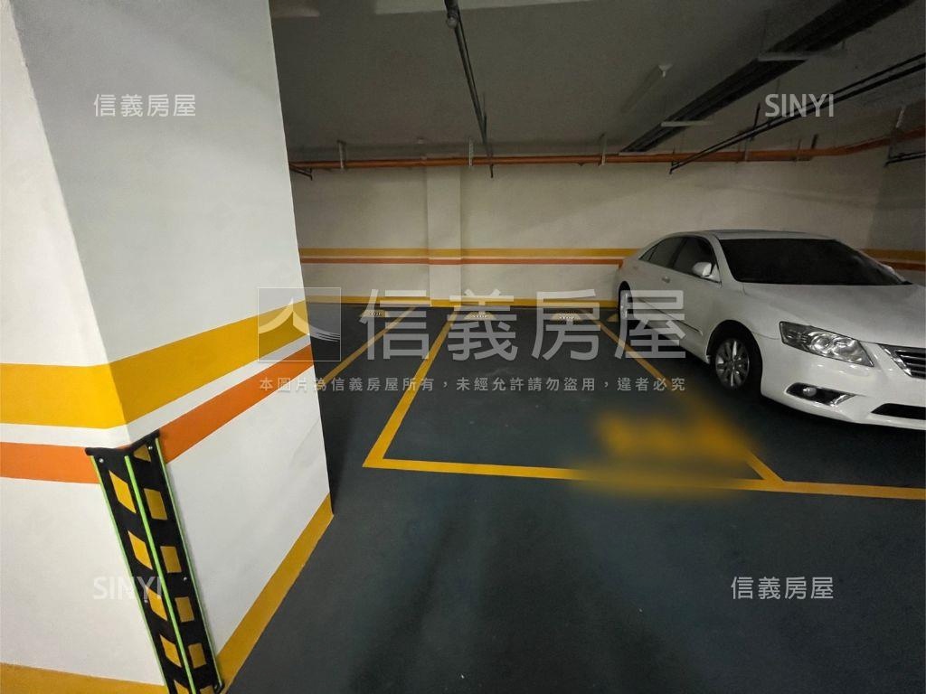 近矽品輕屋齡平車戶房屋室內格局與周邊環境