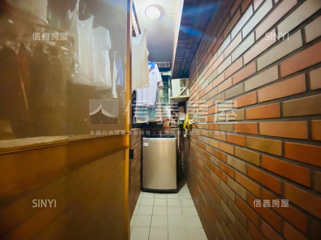 理想家三房平面車位房屋室內格局與周邊環境