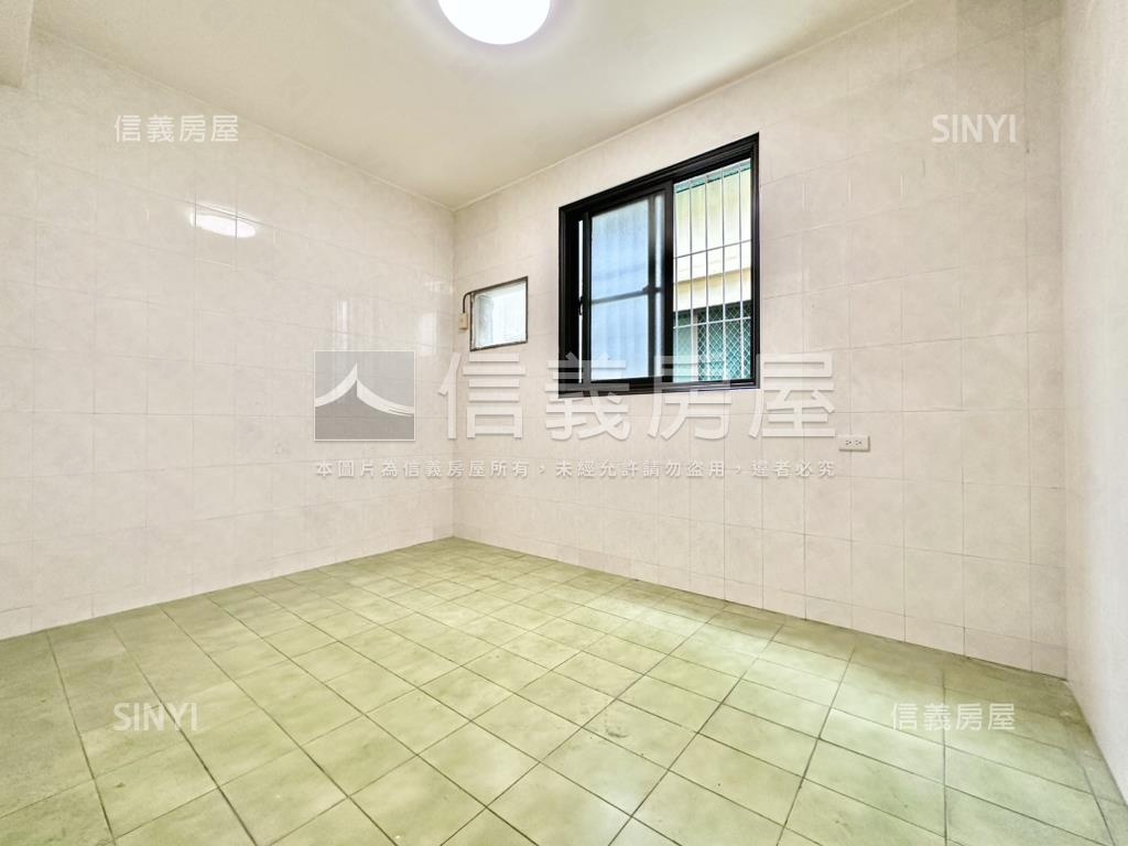 ✨凹仔底義享翻新正街透天房屋室內格局與周邊環境