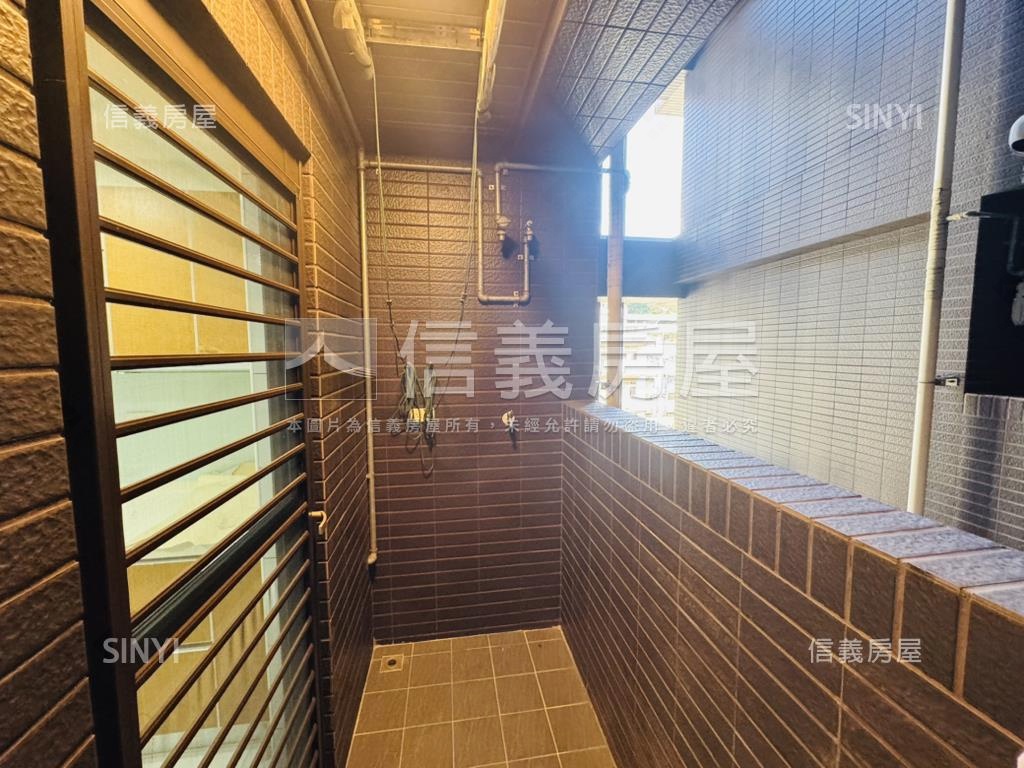 漢寶双星精品宅房屋室內格局與周邊環境