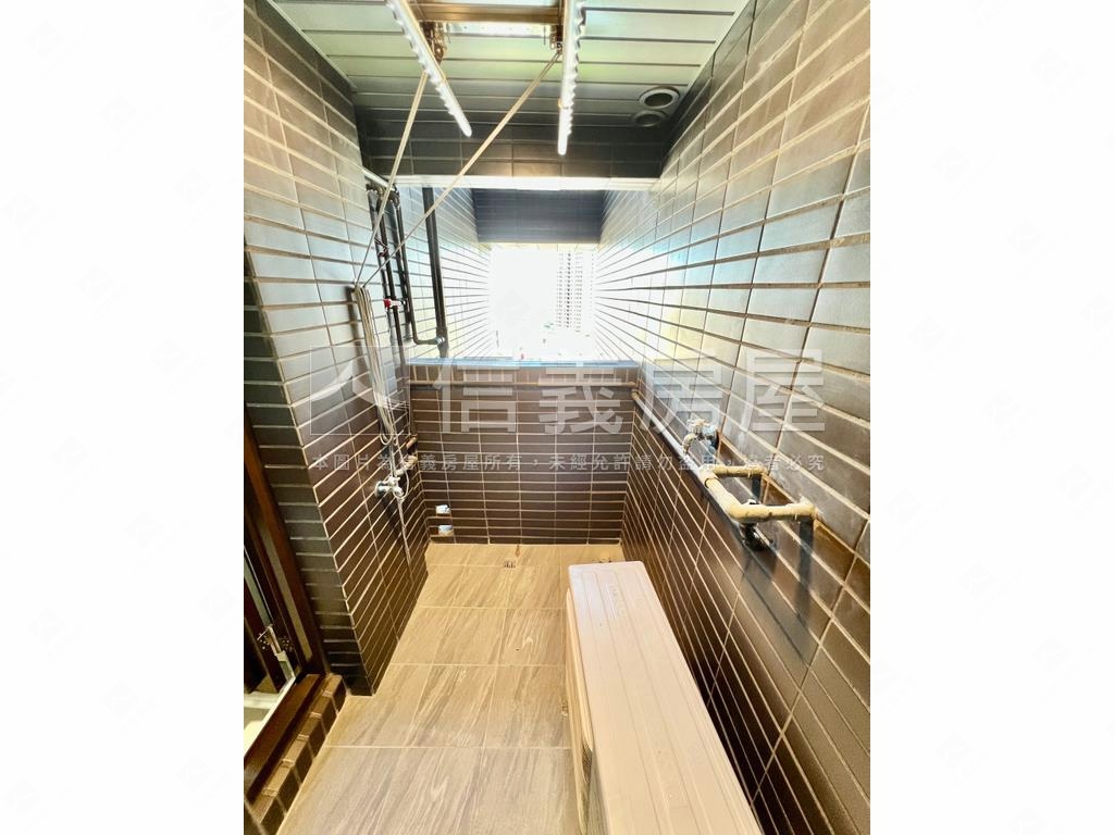 緯德閱河高樓層景觀三房房屋室內格局與周邊環境