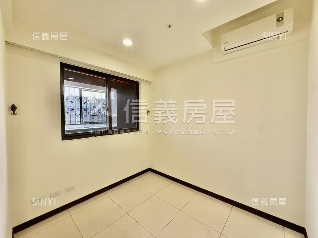 獨家次頂樓正南三房車位房屋室內格局與周邊環境
