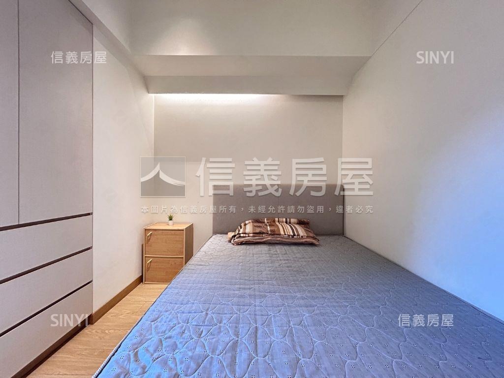 雙捷晶華２＋１有車位唷房屋室內格局與周邊環境