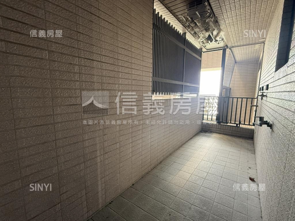 面公園頂峰帝堡房屋室內格局與周邊環境