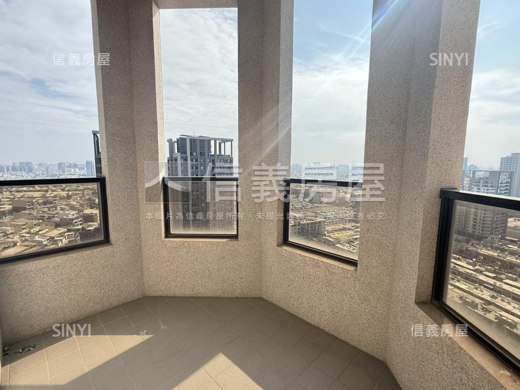 面公園頂峰帝堡房屋室內格局與周邊環境